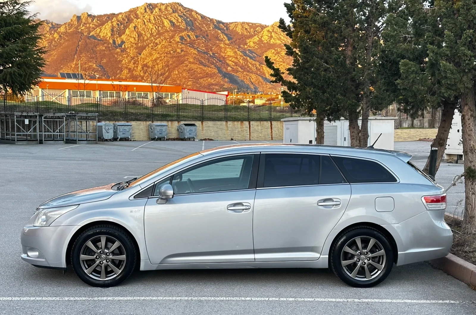 Toyota Avensis 2.2D-CAT A�������� | Mobile.bg � ����������� 2