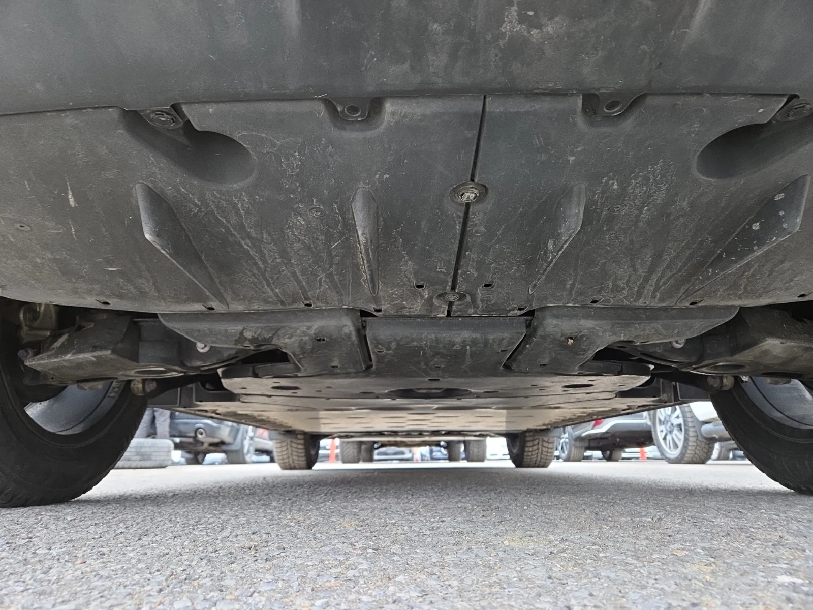 Toyota bZ4X L | Mobile.bg � ����������� 13