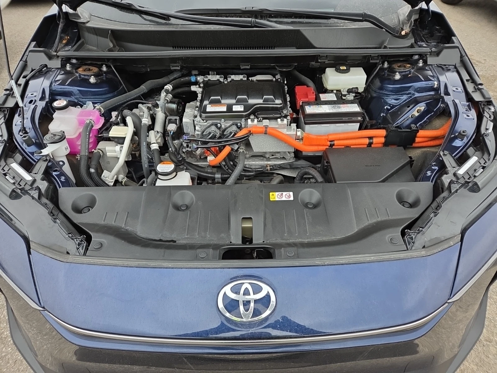 Toyota bZ4X L | Mobile.bg � ����������� 14