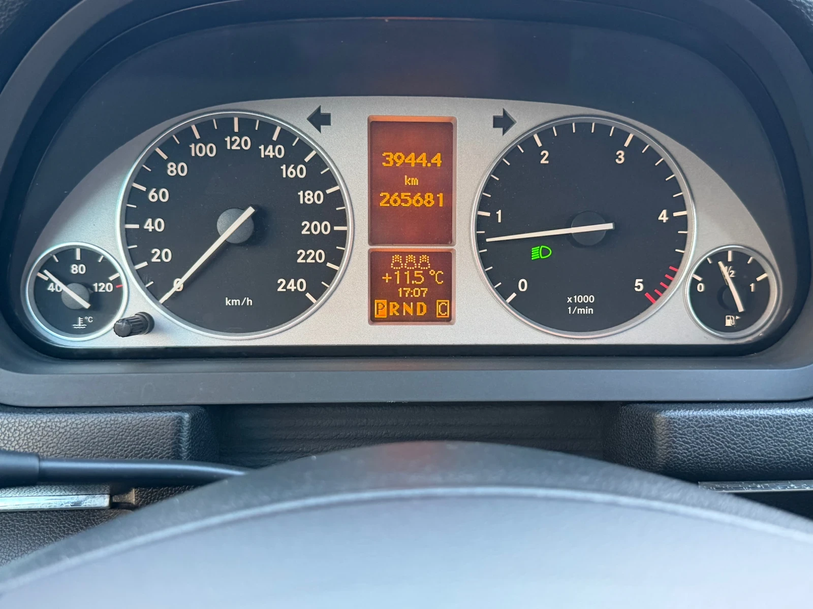 Mercedes-Benz B 200 Automat , снимка 7 - Автомобили и джипове - 53803706