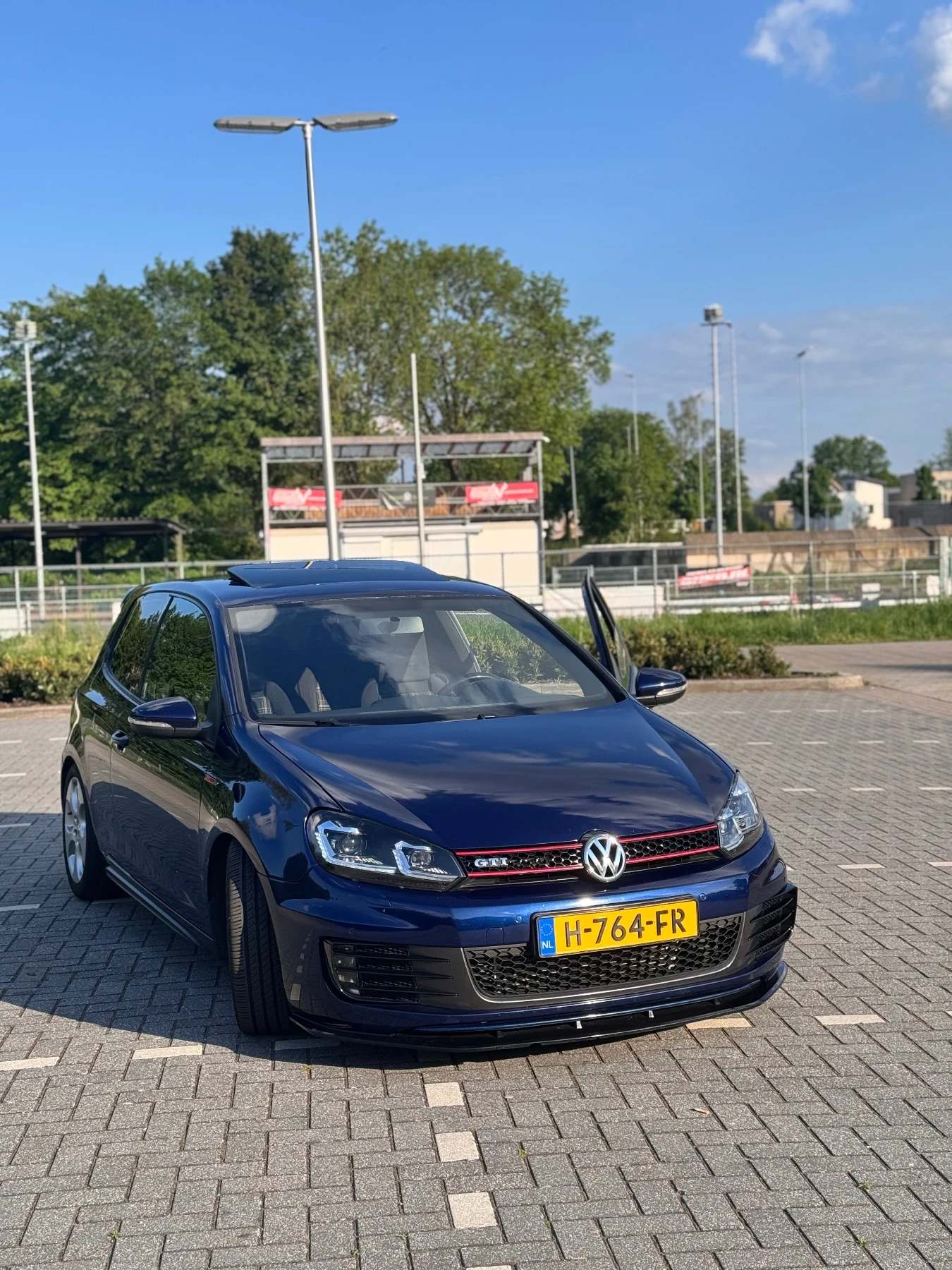 VW Golf, снимка 2 - Автомобили и джипове - 54581442
