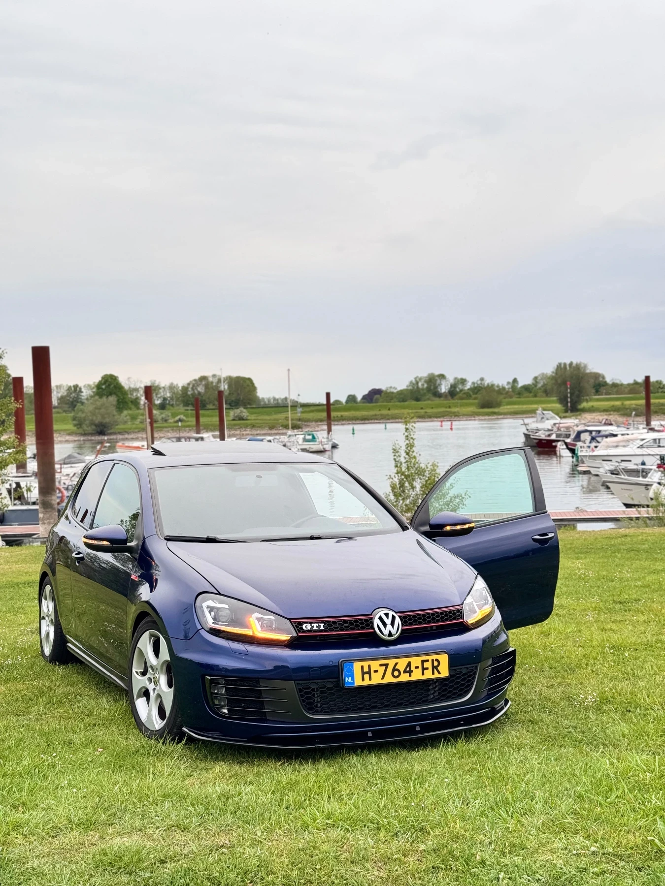 VW Golf, снимка 5 - Автомобили и джипове - 54581442