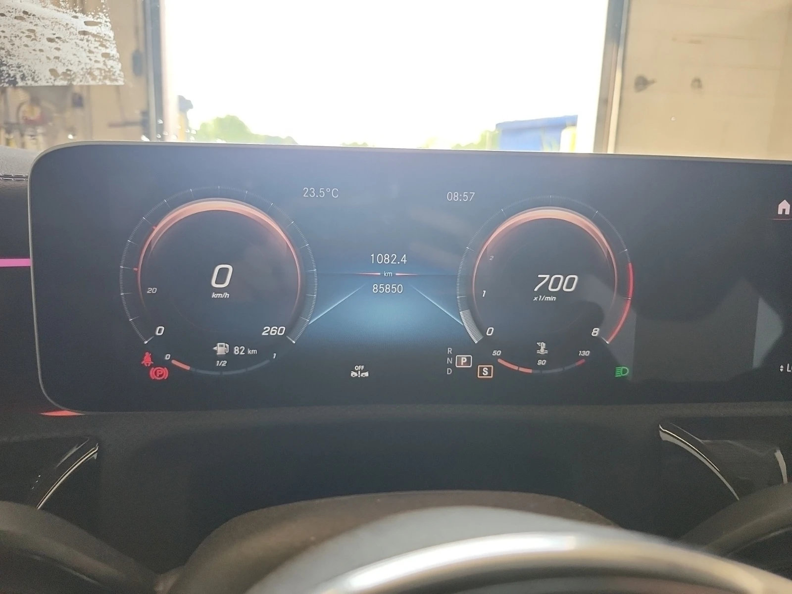 Mercedes-Benz CLA 250 * * CARFAX * * АВТО КРЕДИТ * * , снимка 10 - Автомобили и джипове - 55133088