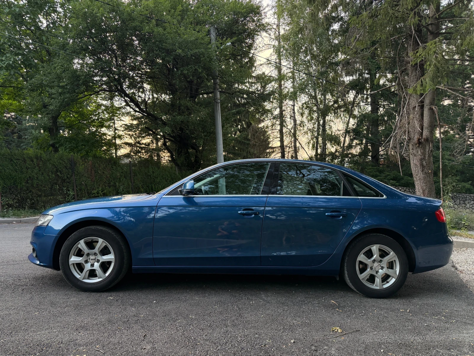 Audi A4 2.0tdi, снимка 8 - Автомобили и джипове - 55480387