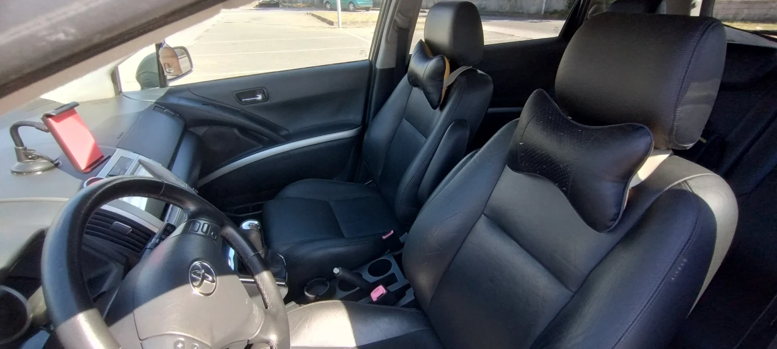 Toyota Corolla verso D-4D, снимка 11 - Автомобили и джипове - 55647249