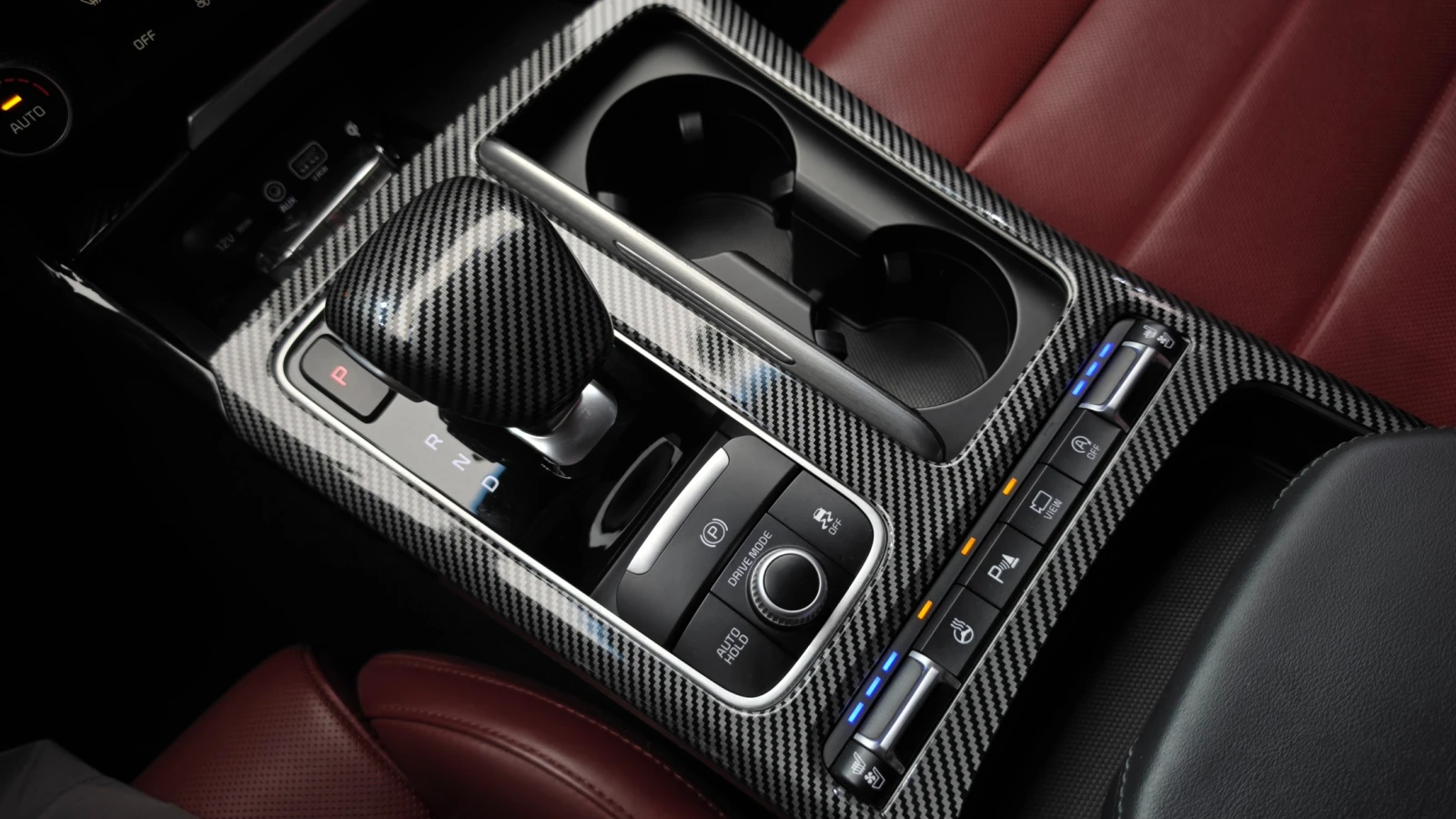 Kia Stinger 3.3 Turbo AWD, снимка 9 - Автомобили и джипове - 55949849