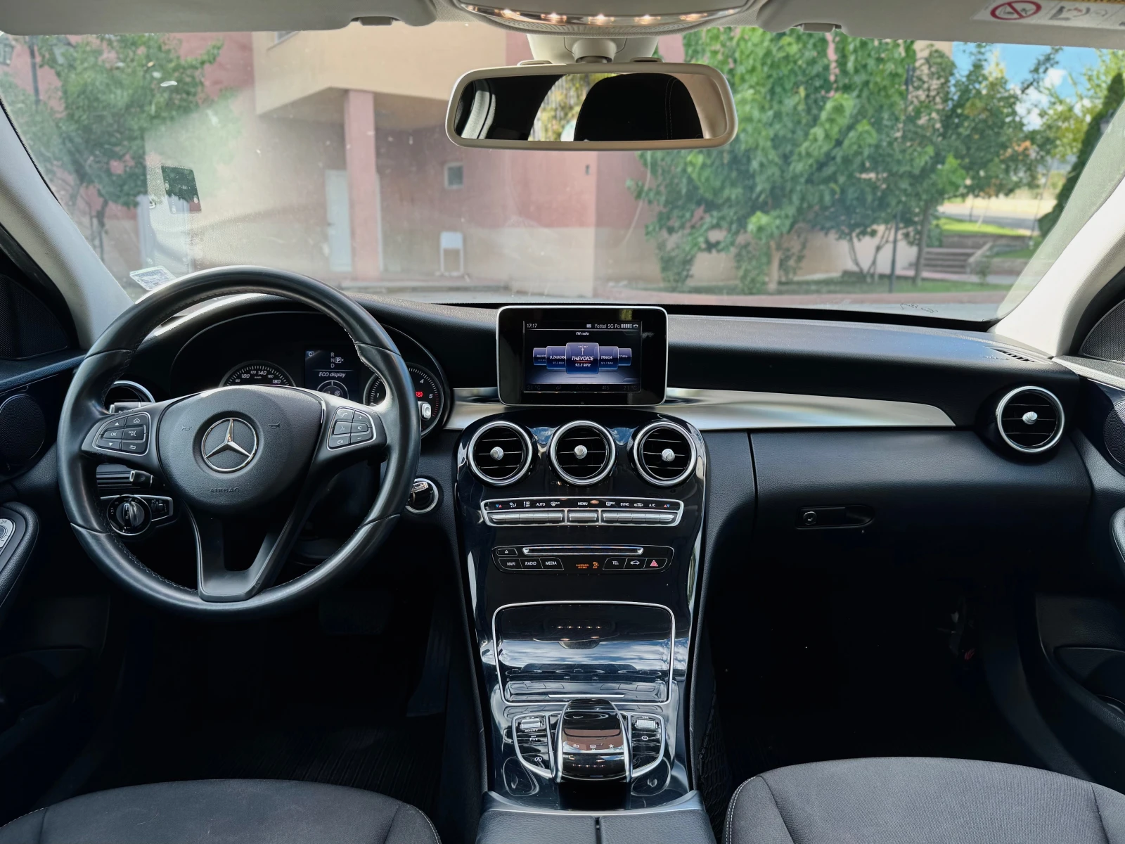 Mercedes-Benz C 200 7G-Tronic Plus, снимка 10 - Автомобили и джипове - 55961761
