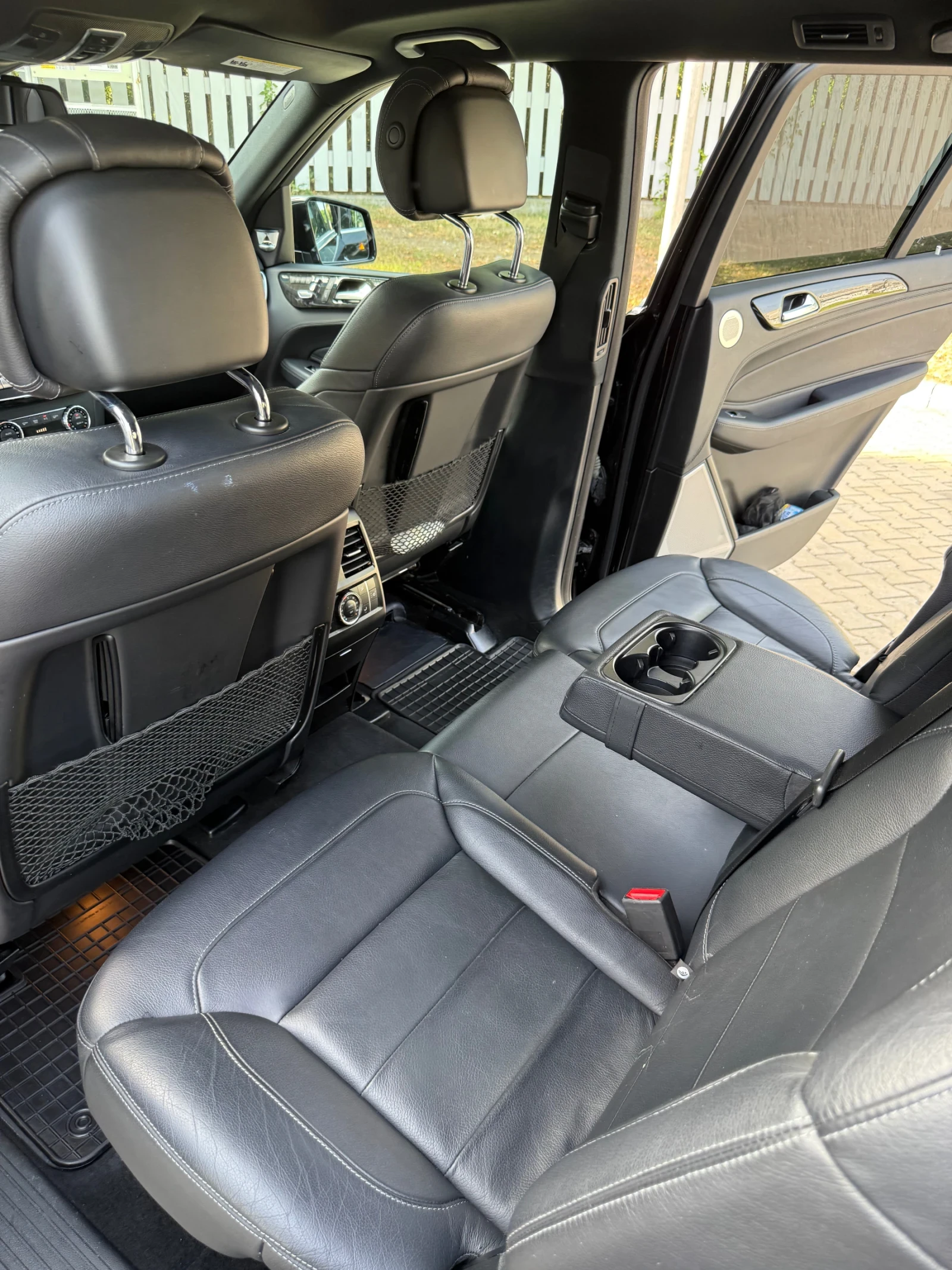 Mercedes-Benz GLS 450, снимка 8 - Автомобили и джипове - 56242258