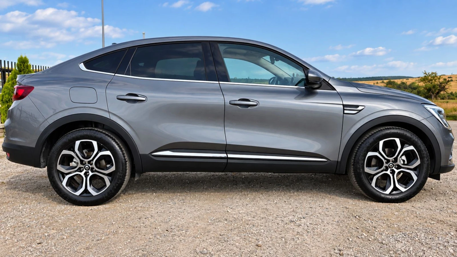 Renault Arkana 1.6 E-Tech-Hybrid-Intens-145hp, снимка 2 - Автомобили и джипове - 56253505