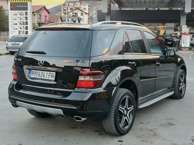 Mercedes-Benz ML 320 На пружини///Топ състояние , снимка 5 - Автомобили и джипове - 47791046