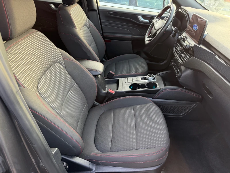 Ford Kuga 2.5 PHEV ST LINE, снимка 12 - Автомобили и джипове - 52551110