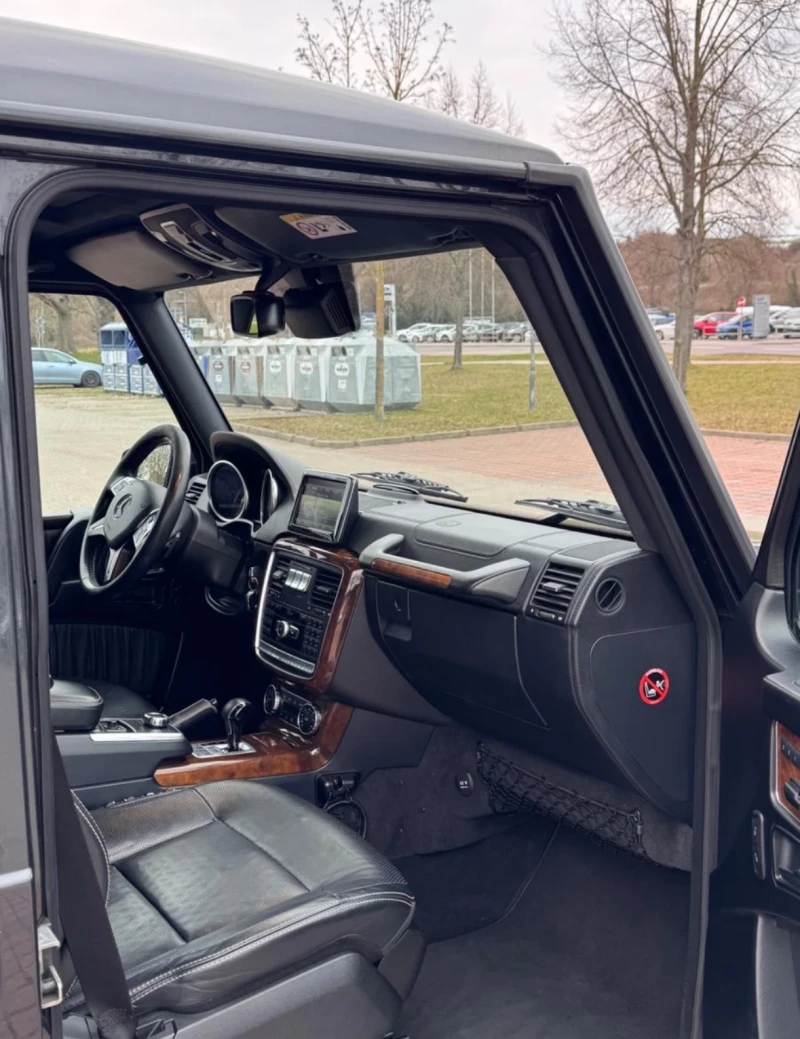 Mercedes-Benz G 500 G500 AMG /4x4/ Barbus/ Designo/ 3x DVD/H&K/Alcant, снимка 8 - Автомобили и джипове - 52669508