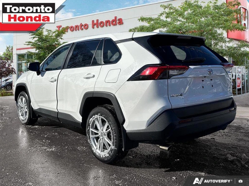 Toyota Rav4 LE* AWD* АвтоКредит* (ЦЕНА ДО БГ), снимка 3 - Автомобили и джипове - 53385247