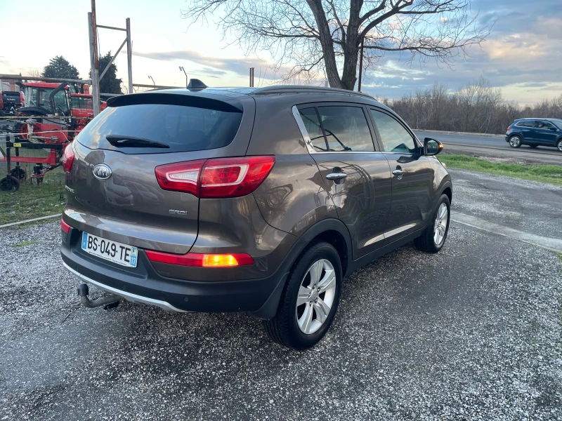 Kia Sportage 2.0CRDI.136K, снимка 7 - Автомобили и джипове - 53396927