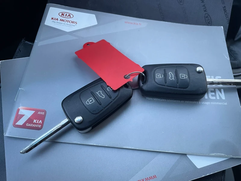 Kia Sportage 2.0CRDI.136K, снимка 16 - Автомобили и джипове - 53396927