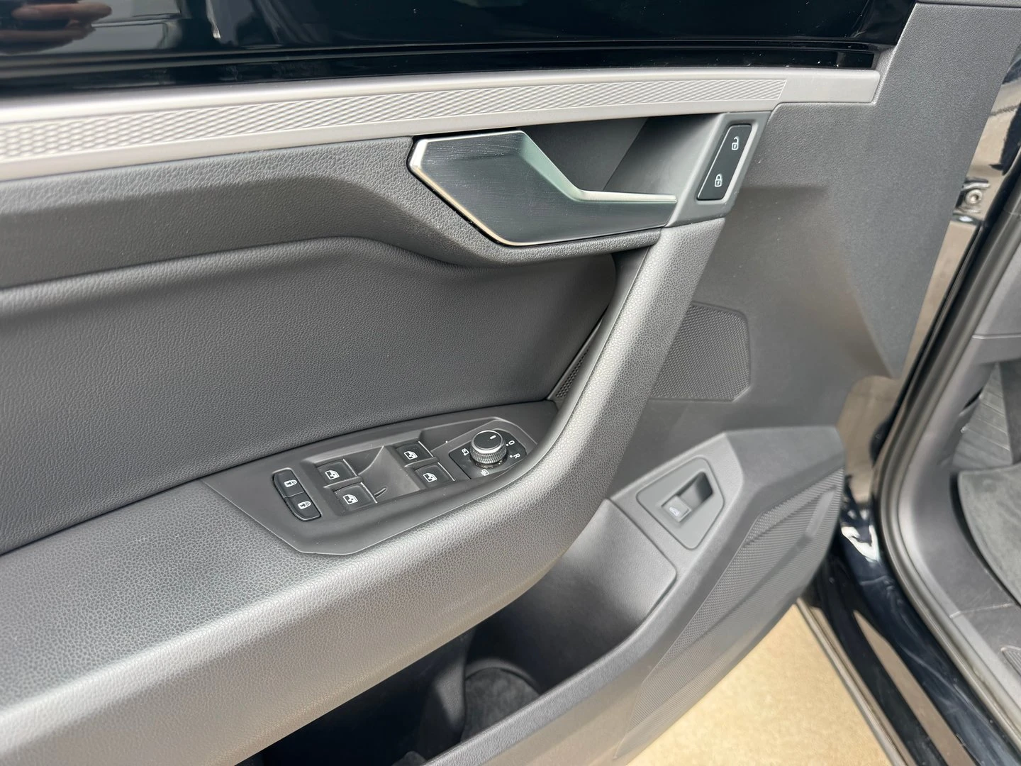 VW Touareg 3.0 V6 TDI SCR 4MOTION - изображение 7