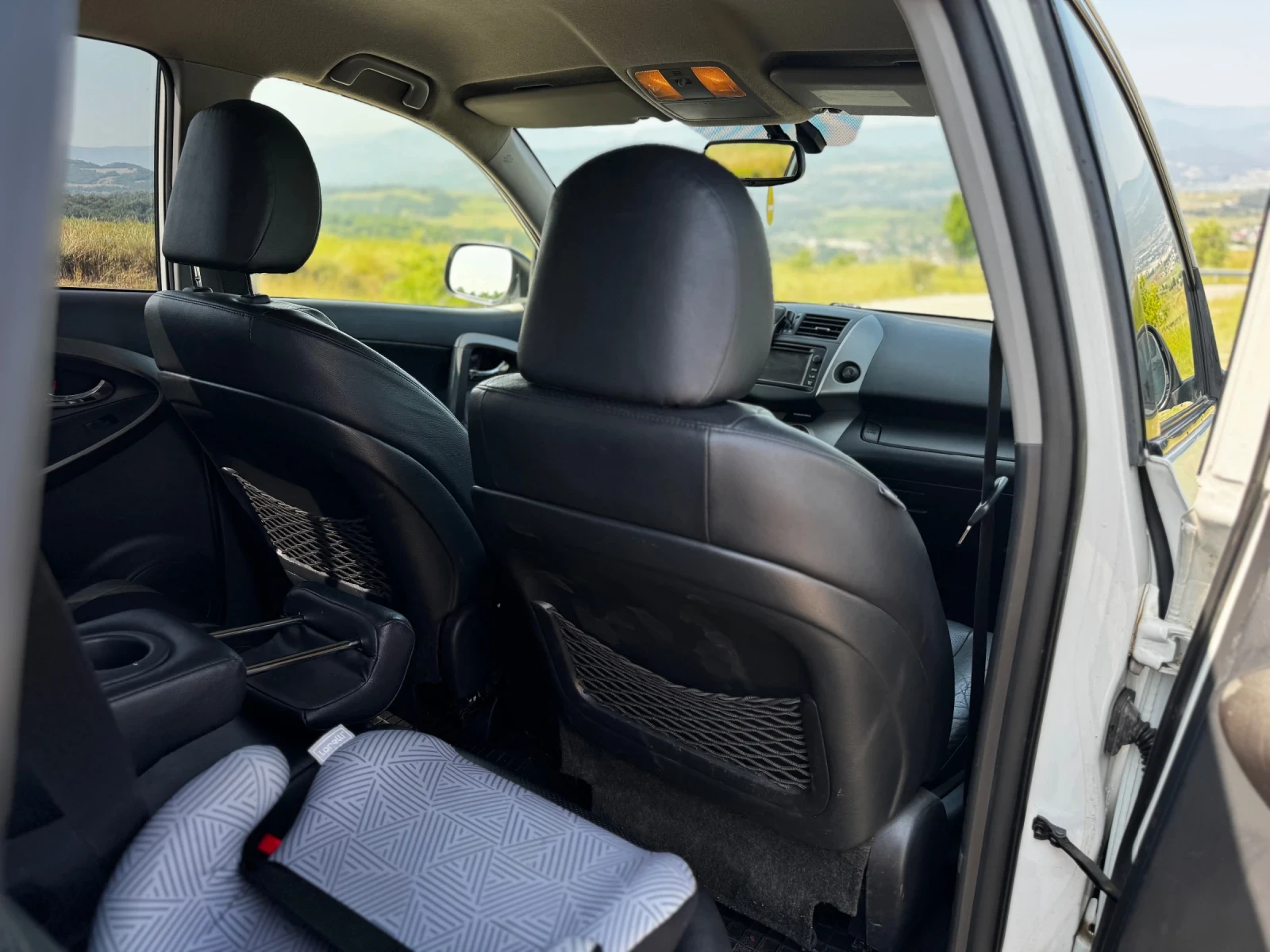 Toyota Rav4 2.2 D - Evro5 - изображение 6