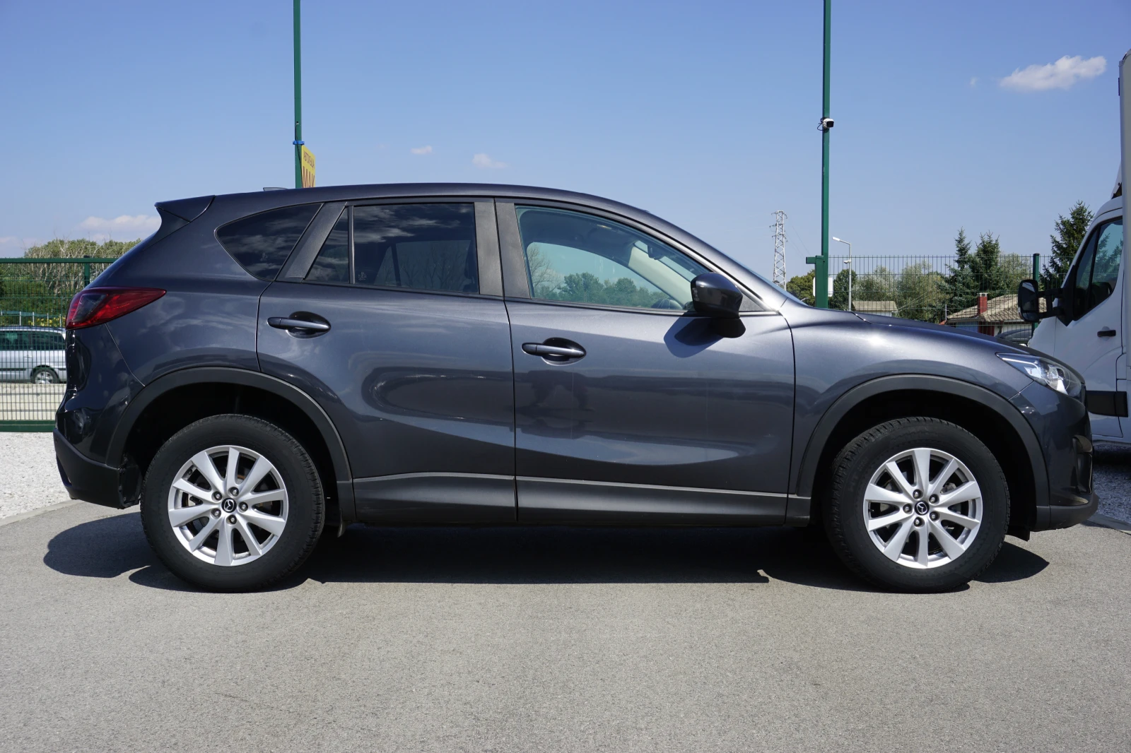Mazda CX-5 2.2/Автоматик/навигация/KeyLess - изображение 8