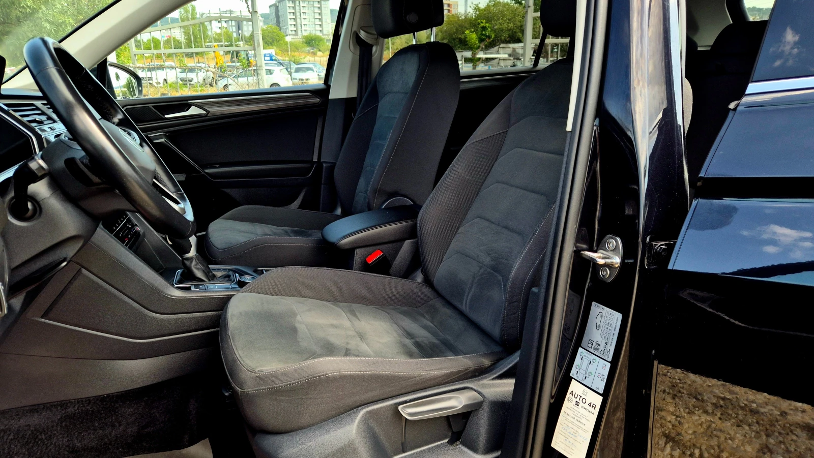 VW Tiguan Allspace   4MOTION - изображение 9