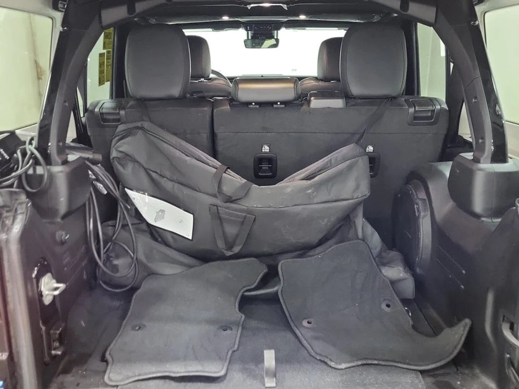 Jeep Wrangler * SAHARA * CARFAX *  | Mobile.bg   16