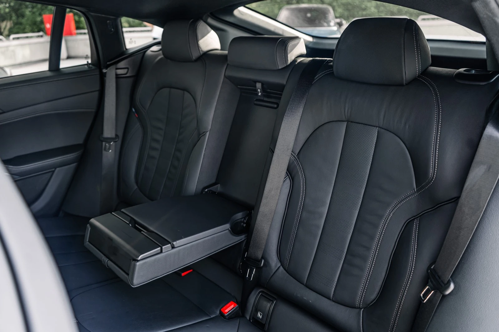 BMW X6 4.0 Хибрид - изображение 9