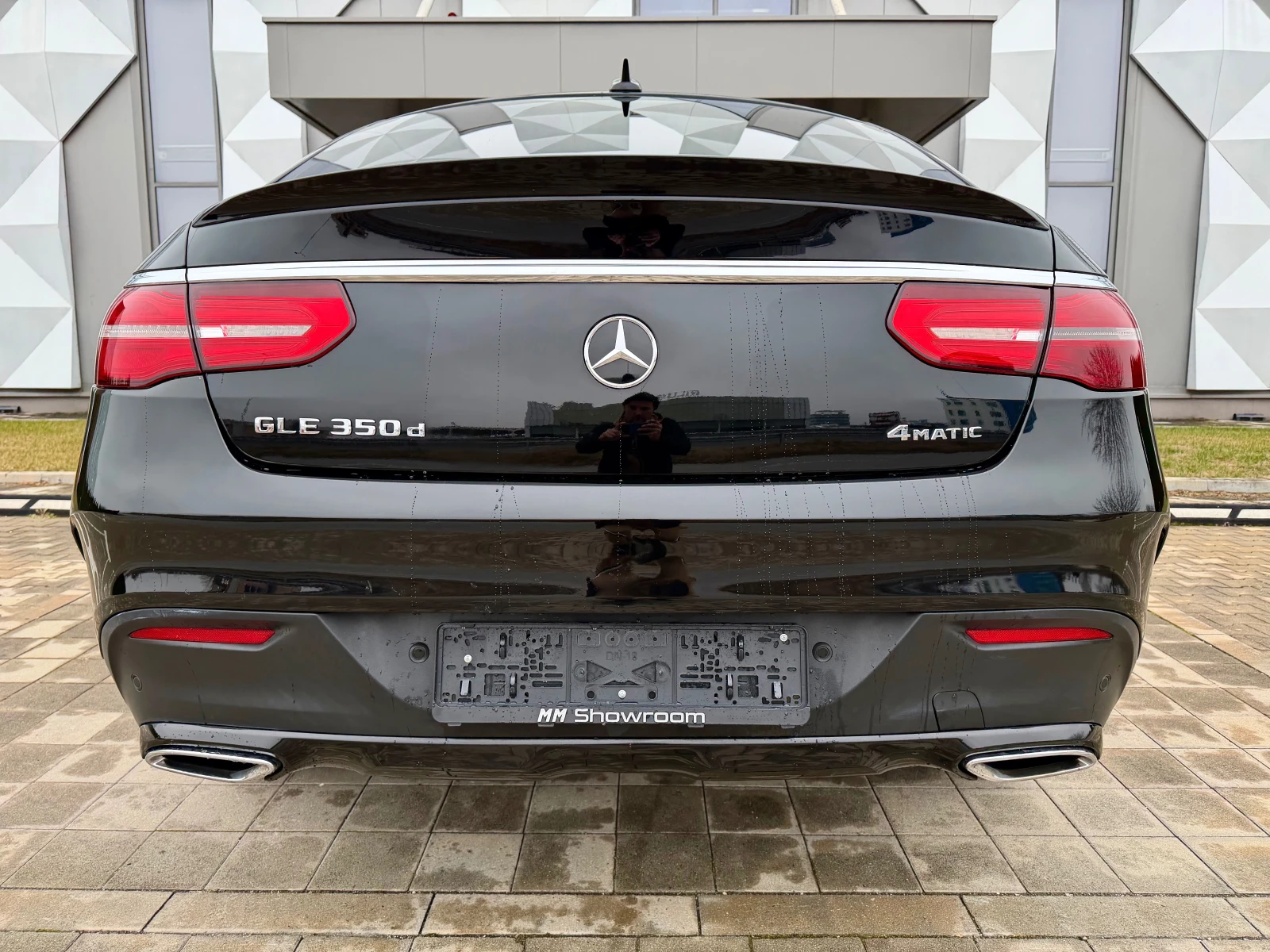 Mercedes-Benz GLE 350 AMG-360-КАМЕРИ-DISTRONIK-ОБДУХВАНЕ-BLIND-SPOT-9G - изображение 6