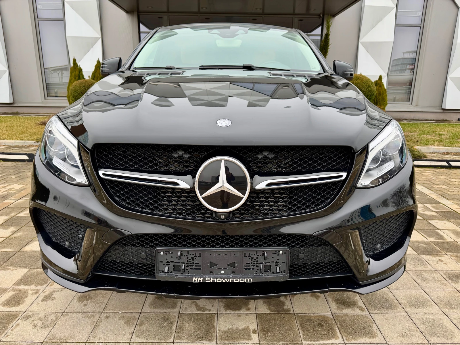 Mercedes-Benz GLE 350 AMG-360-КАМЕРИ-DISTRONIK-ОБДУХВАНЕ-BLIND-SPOT-9G - изображение 2
