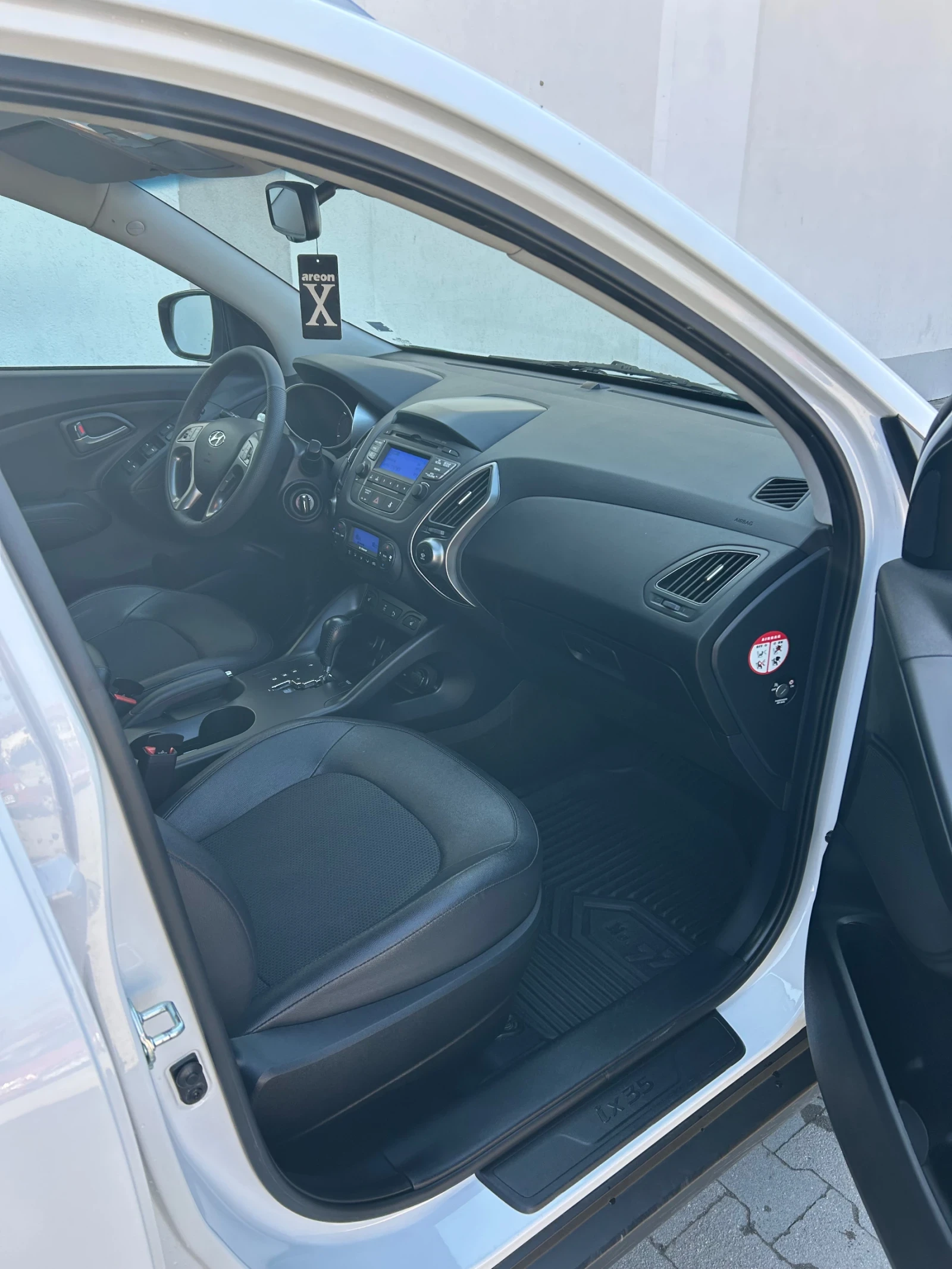 Hyundai IX35  2.0 GDI (166 Hp) 4X4, снимка 11 - Автомобили и джипове - 53760895