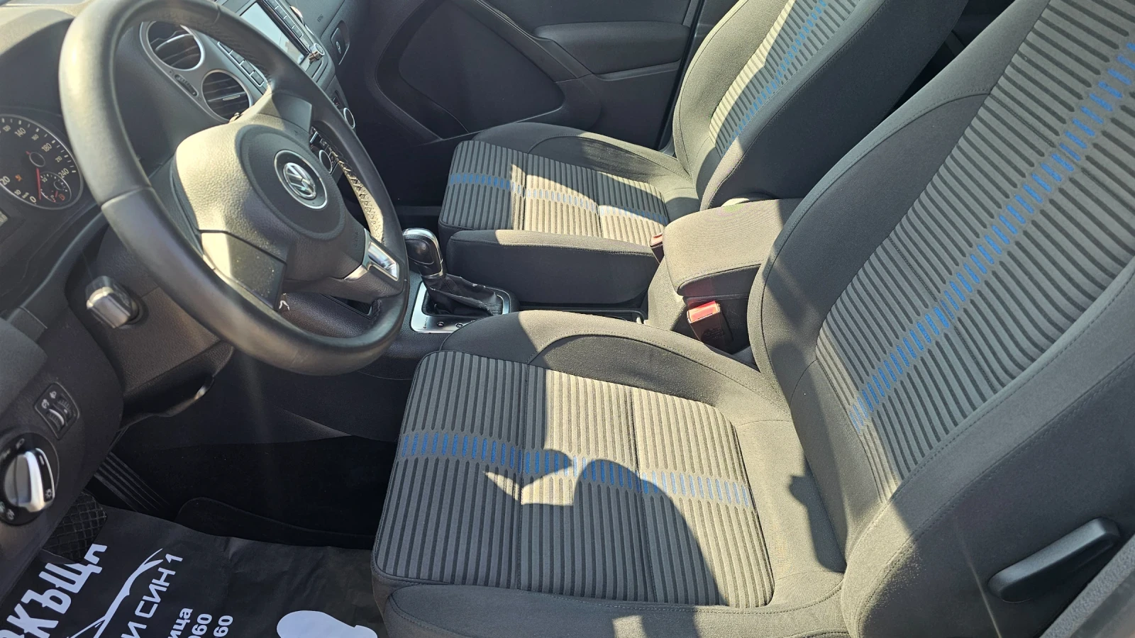 VW Tiguan 2.0TDI---4 motion, снимка 11 - Автомобили и джипове - 53858912