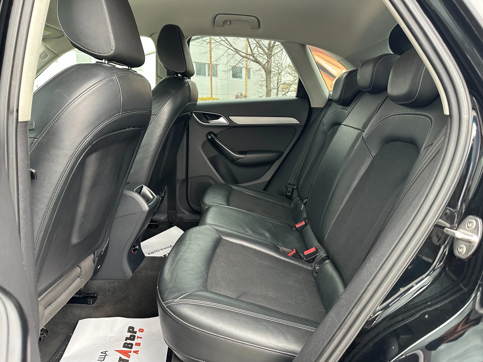 Audi Q3 2.0tdi S-line, снимка 10 - Автомобили и джипове - 53913946