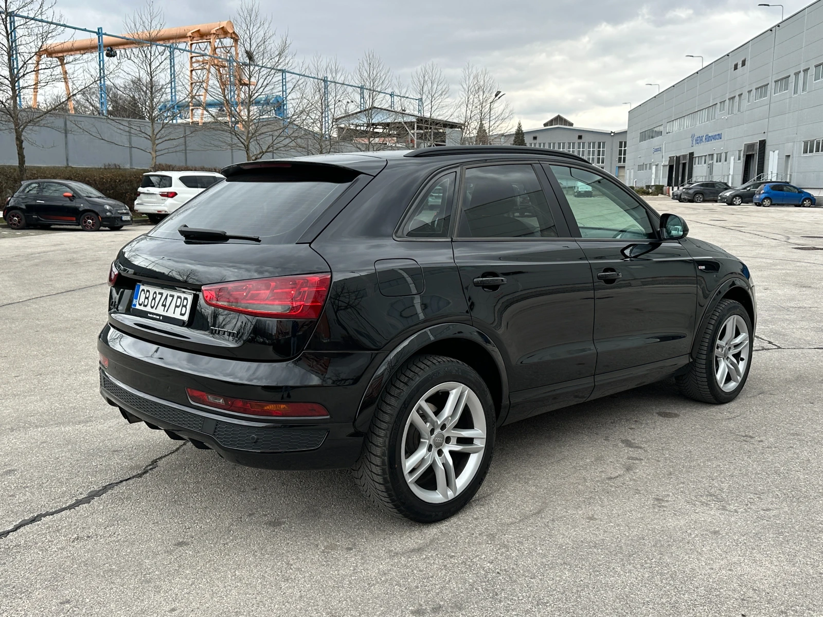 Audi Q3 2.0tdi S-line, снимка 4 - Автомобили и джипове - 53913946