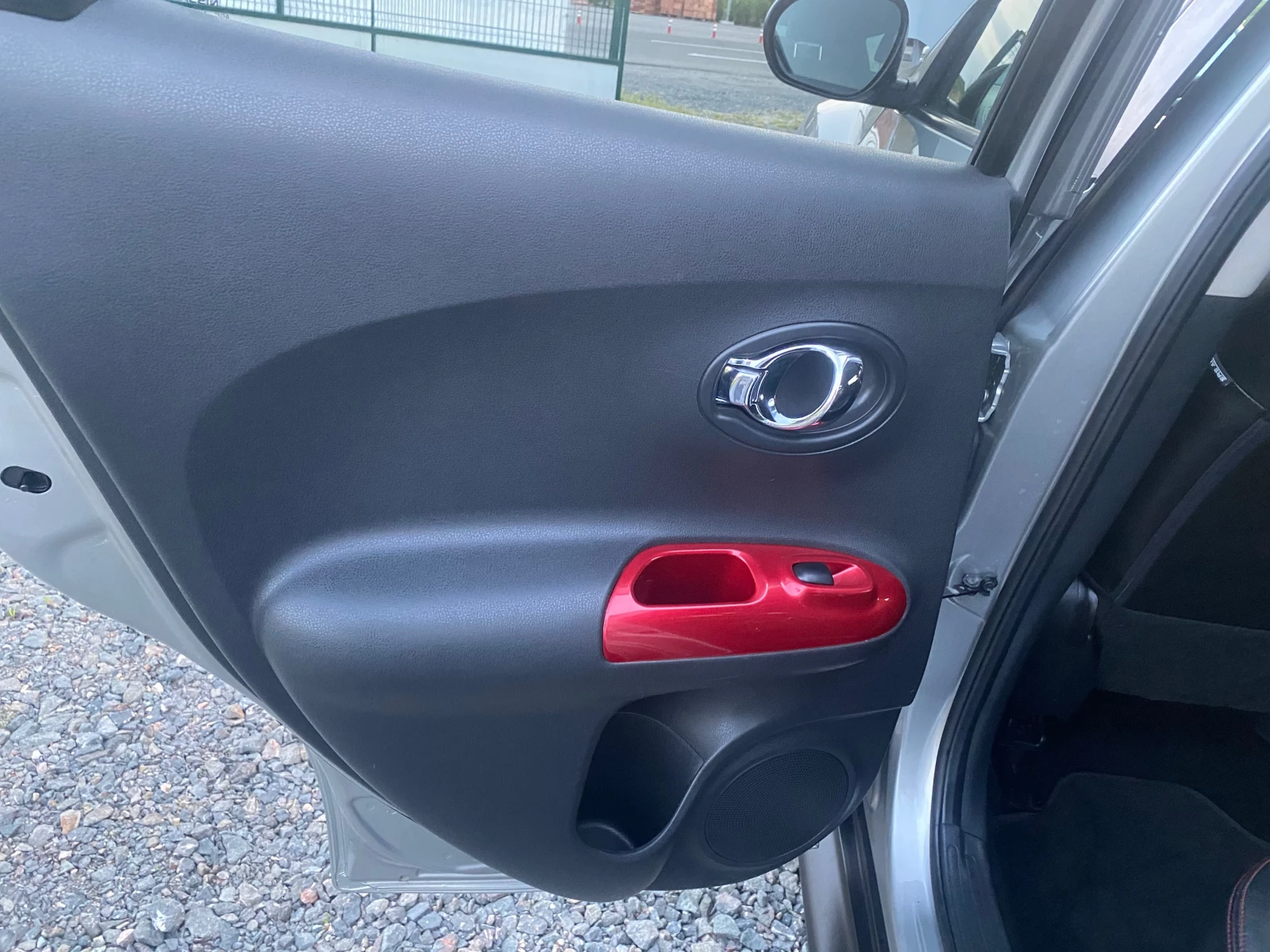 Nissan Juke 1.6  TEKNA, снимка 17 - Автомобили и джипове - 54196996