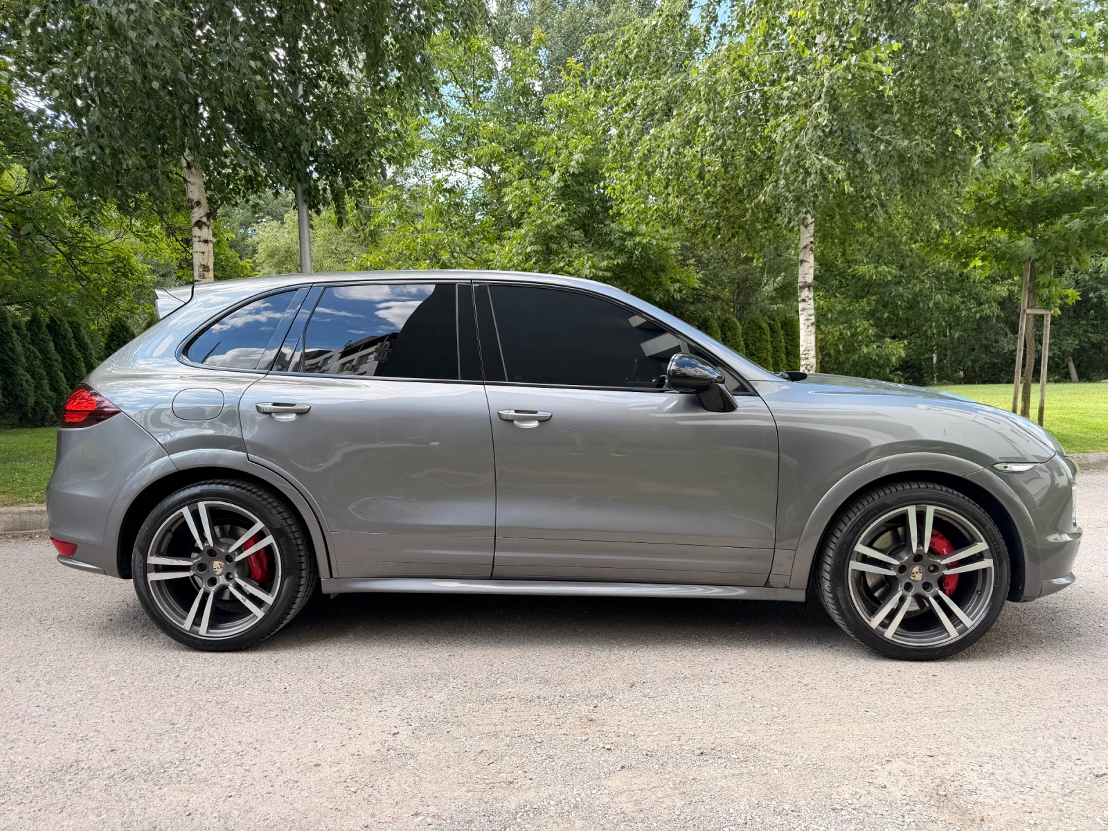 Porsche Cayenne GTS / КАМЕРА / ПОДГРЕВ, снимка 8 - Автомобили и джипове - 55292129