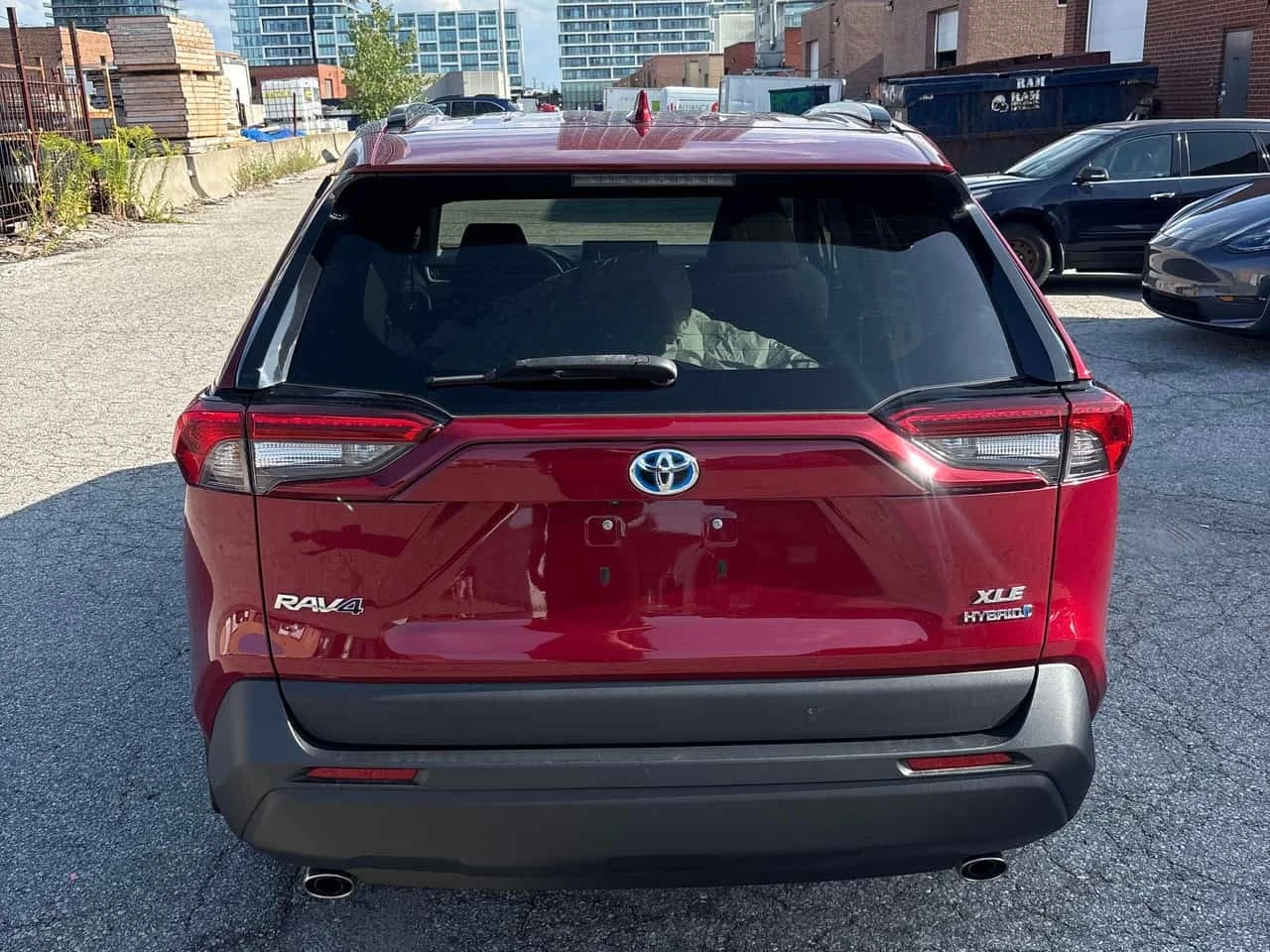 Toyota Rav4 * Hybrid XLE AWD * АВТОКРЕДИТ БЕЗ ПЪРВОНАЧАЛНА * , снимка 4 - Автомобили и джипове - 55750775