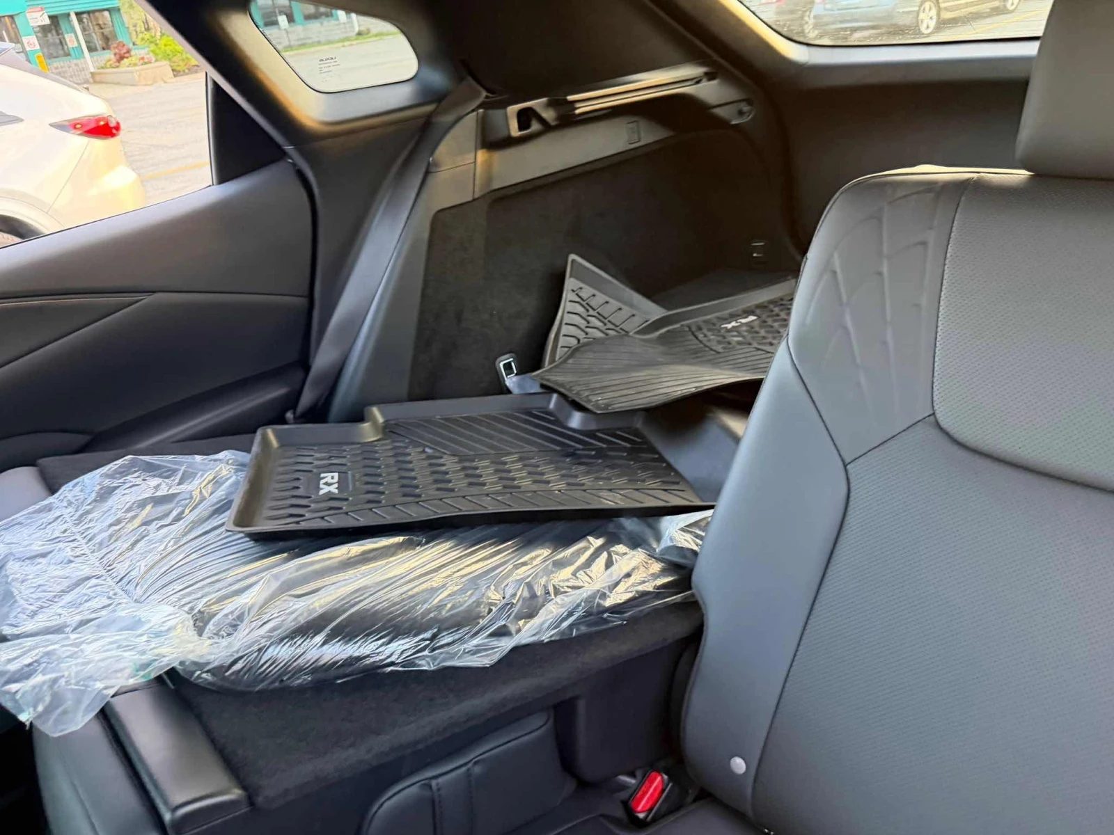 Lexus RX 350h * CARFAX * ����� �� ����������� | Mobile.bg � ����������� 12