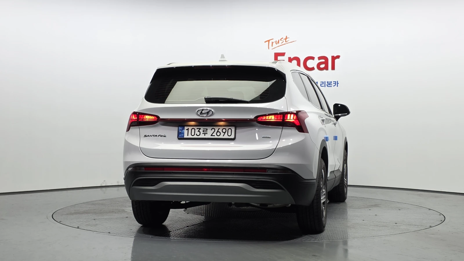 Hyundai Santa fe 2022* 4WD* EXCLUSIVE* ОБДУХ* КРАЙНА ЦЕНА, снимка 3 - Автомобили и джипове - 56059392