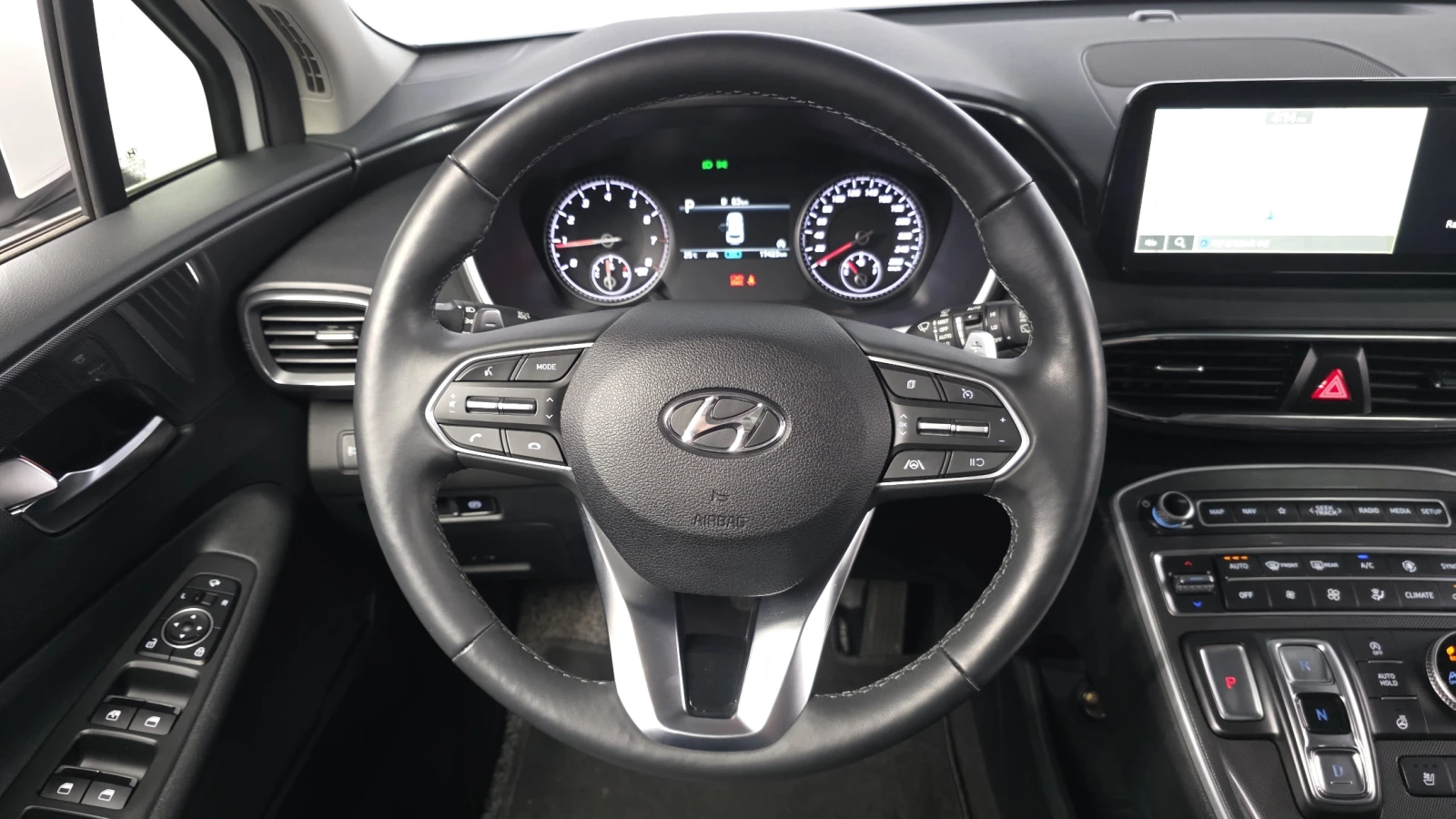 Hyundai Santa fe 2022* 4WD* EXCLUSIVE* ОБДУХ* КРАЙНА ЦЕНА, снимка 5 - Автомобили и джипове - 56059392