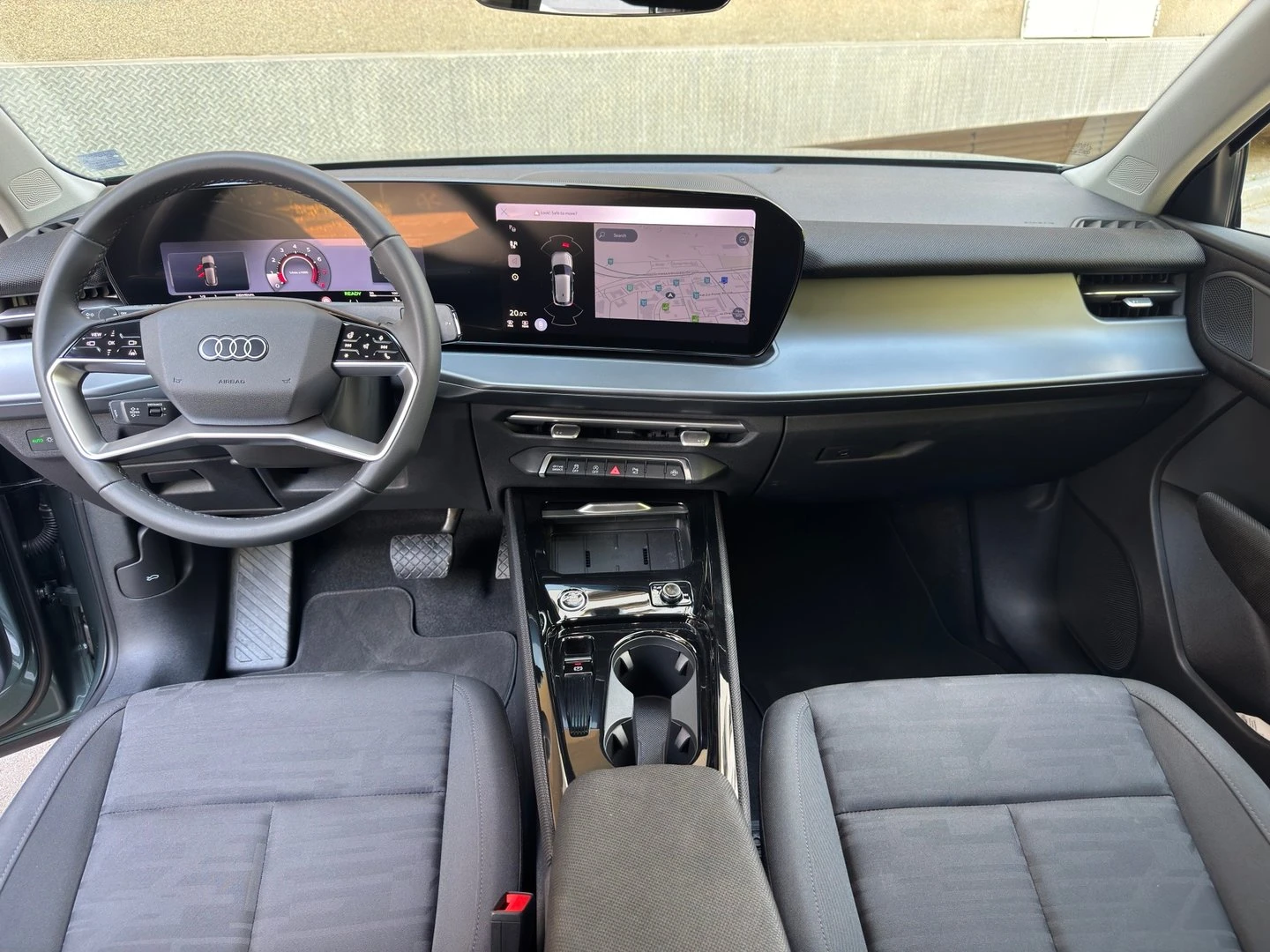 Audi Q3, снимка 6 - Автомобили и джипове - 56422147