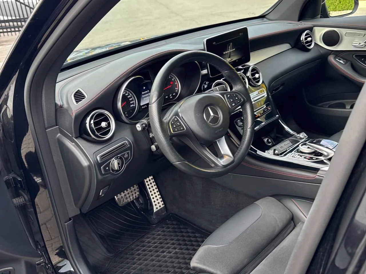 Mercedes-Benz GLC 43 AMG  * CARFAX * ����� �� ����������� | Mobile.bg � ����������� 5
