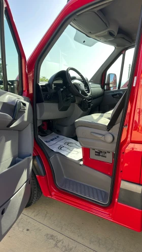 VW Crafter До 3, 5 т  163к.с  Клима, снимка 5