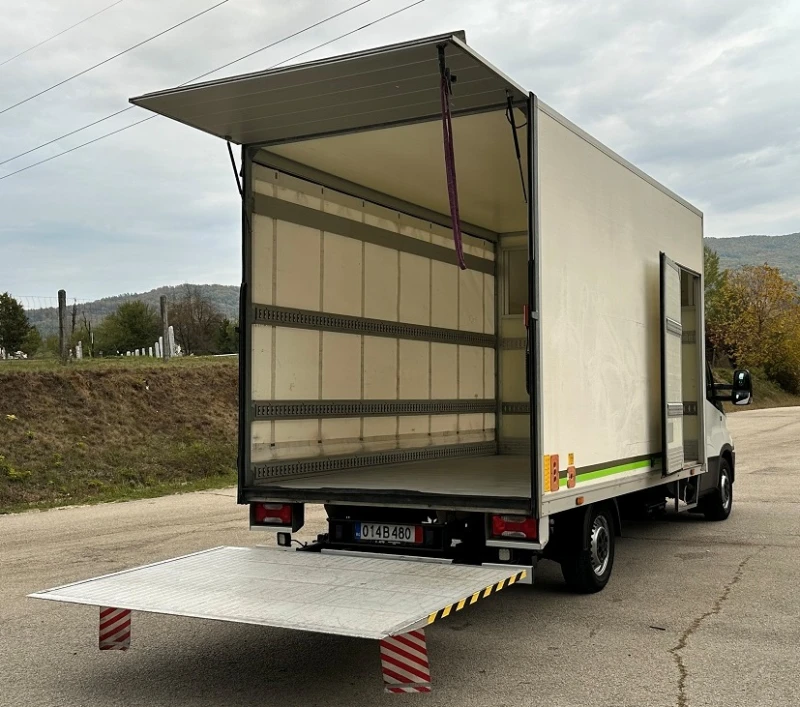 Iveco 35S18 HI-MATIC* БОРД* ФУРГОН+ ЩОРА* ВЪЗ.ВЪЗГЛАВНИЦИ* А/С, снимка 8 - Бусове и автобуси - 52068850