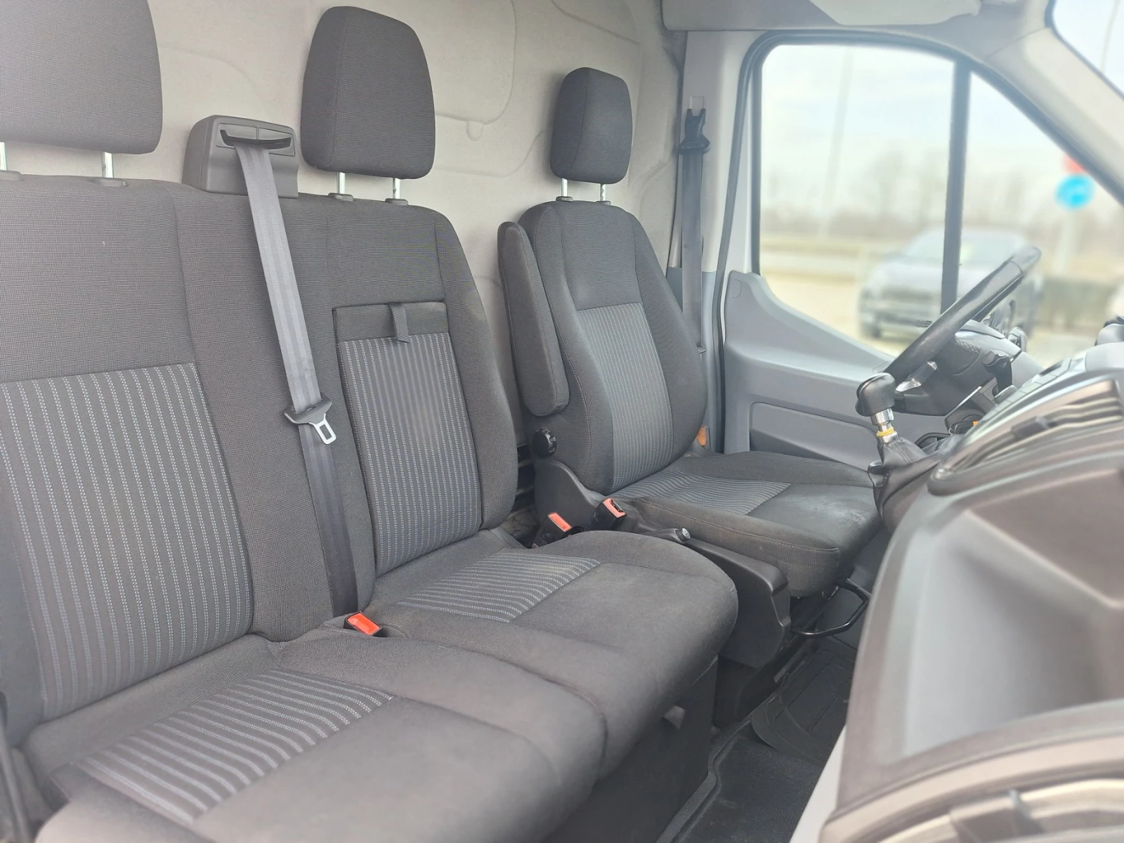 Ford Transit 2.0TDCI 130�.�. | Mobile.bg � ����������� 14