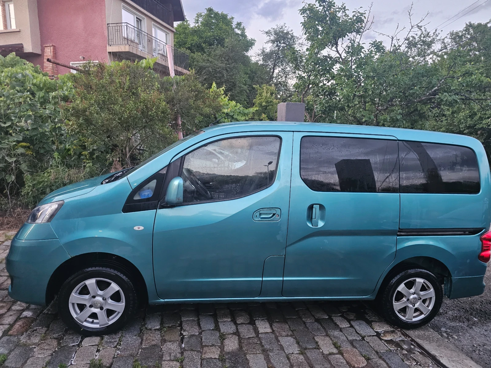 Nissan NV200 Evalia 7mesta 1.5 dci 216000km, снимка 2 - Бусове и автобуси - 55182552