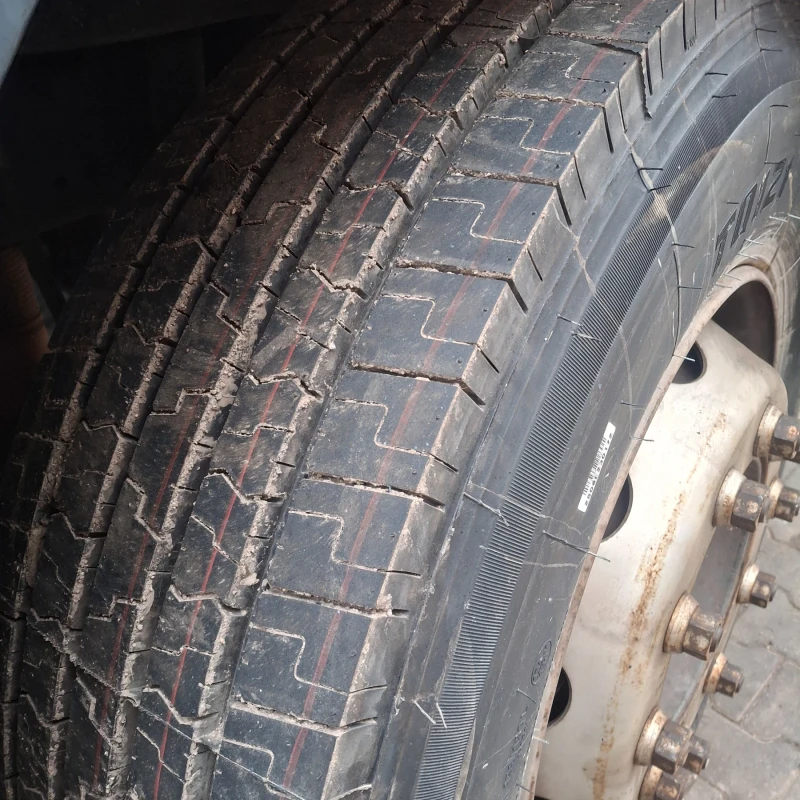 Renault Premium Влекач с кран, снимка 6 - Камиони - 53090094