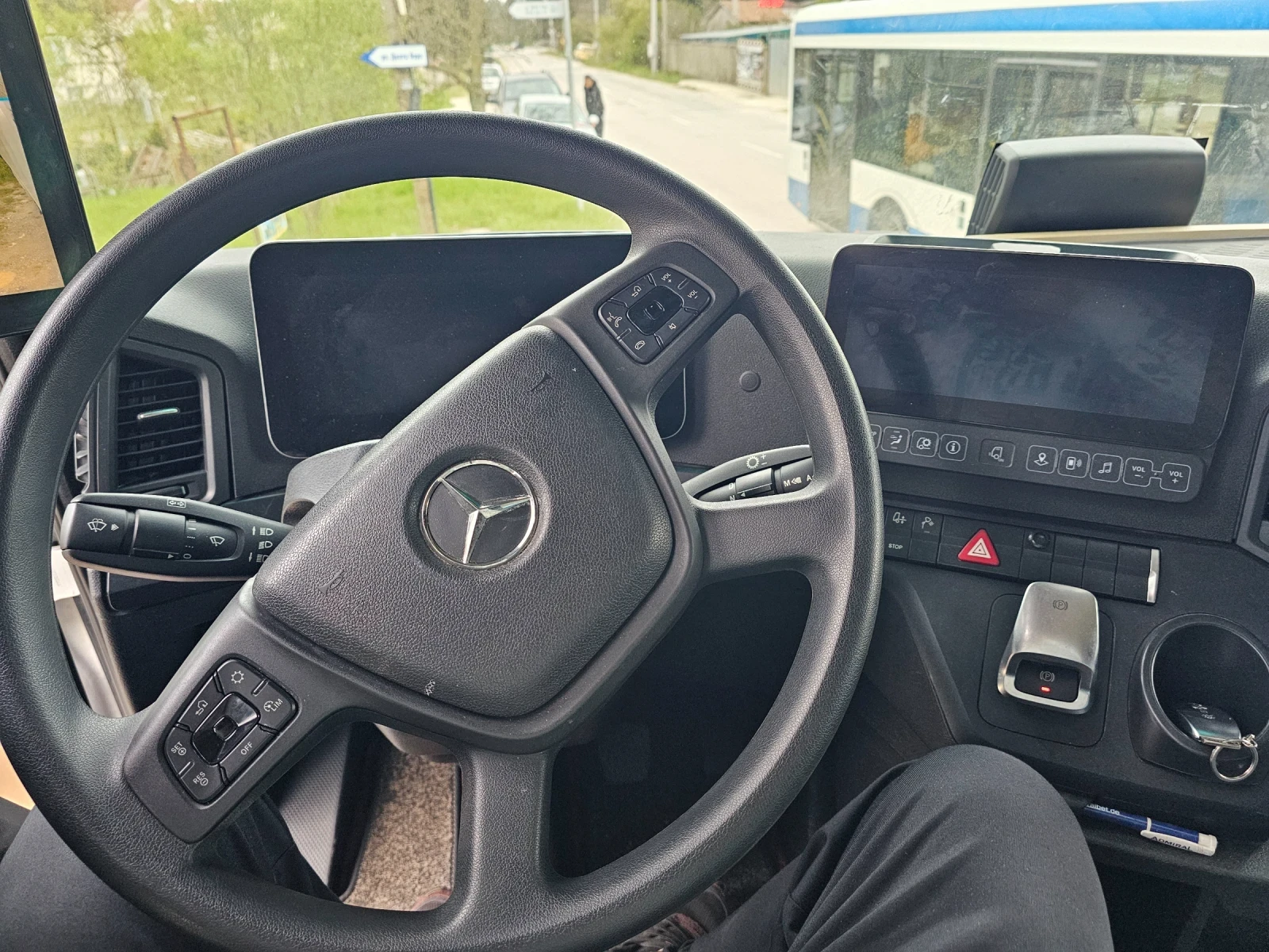Mercedes-Benz Actros  - изображение 5