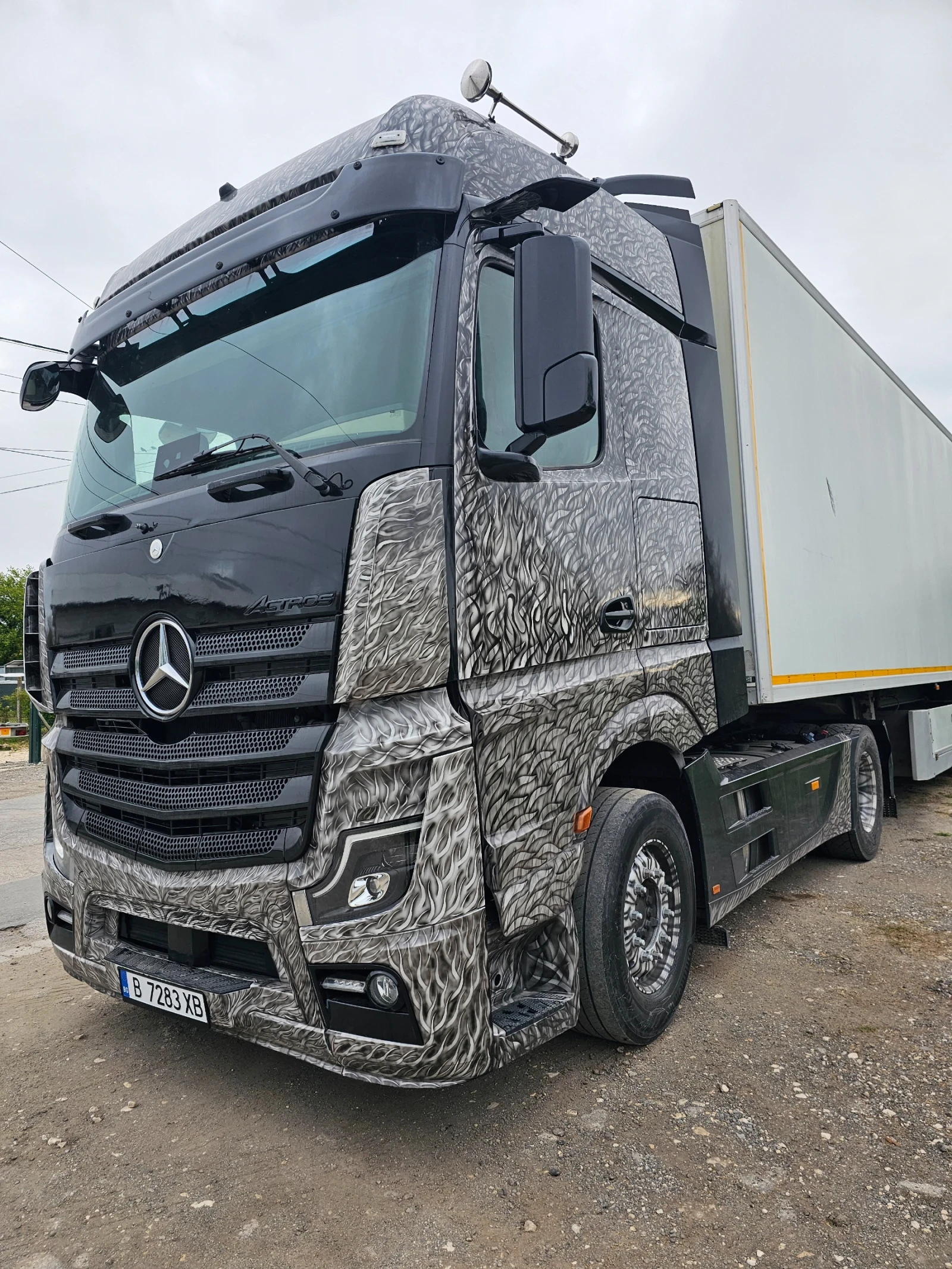 Mercedes-Benz Actros  - изображение 2