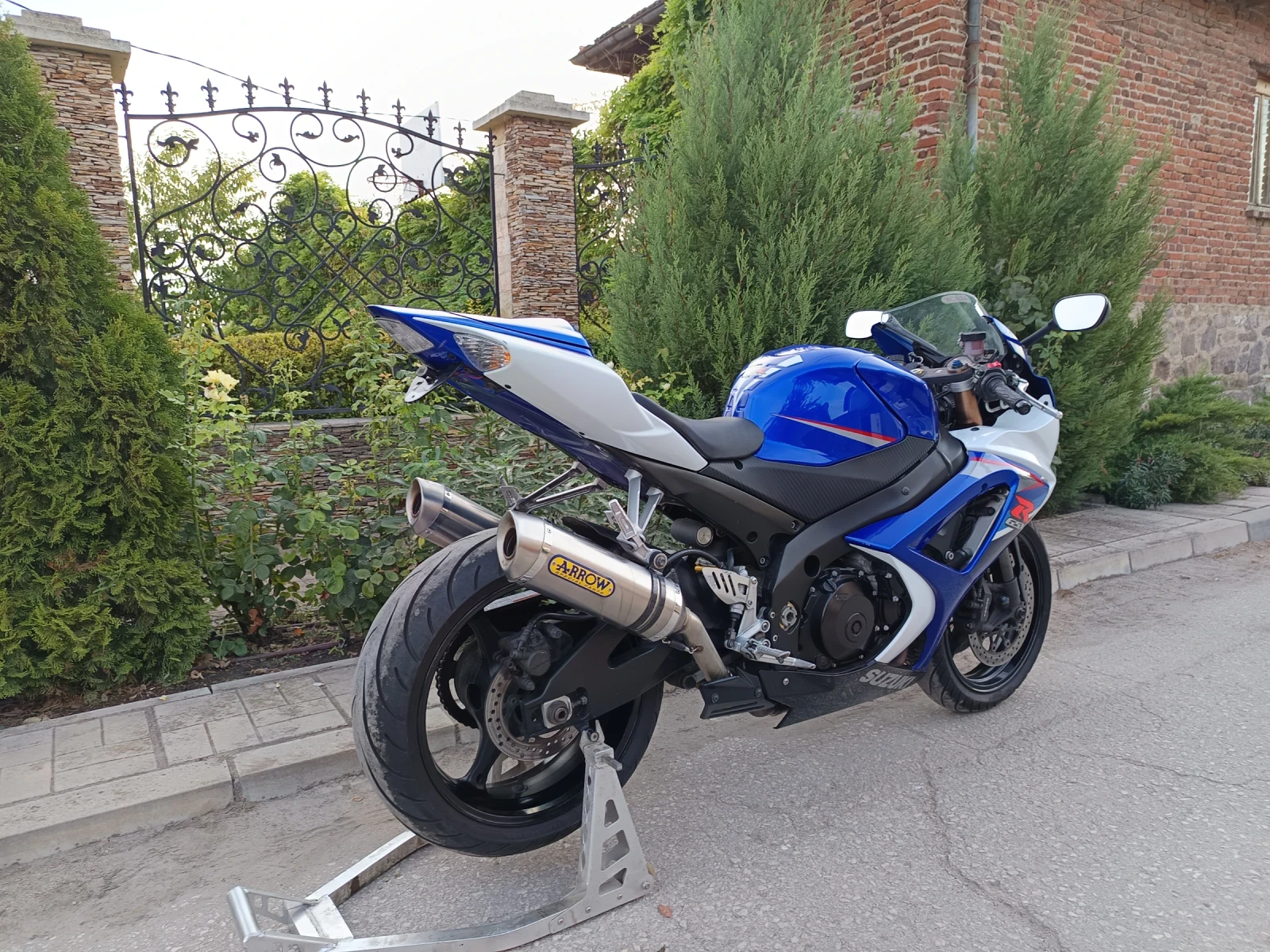 Suzuki Gsxr 1000 k8 - изображение 8