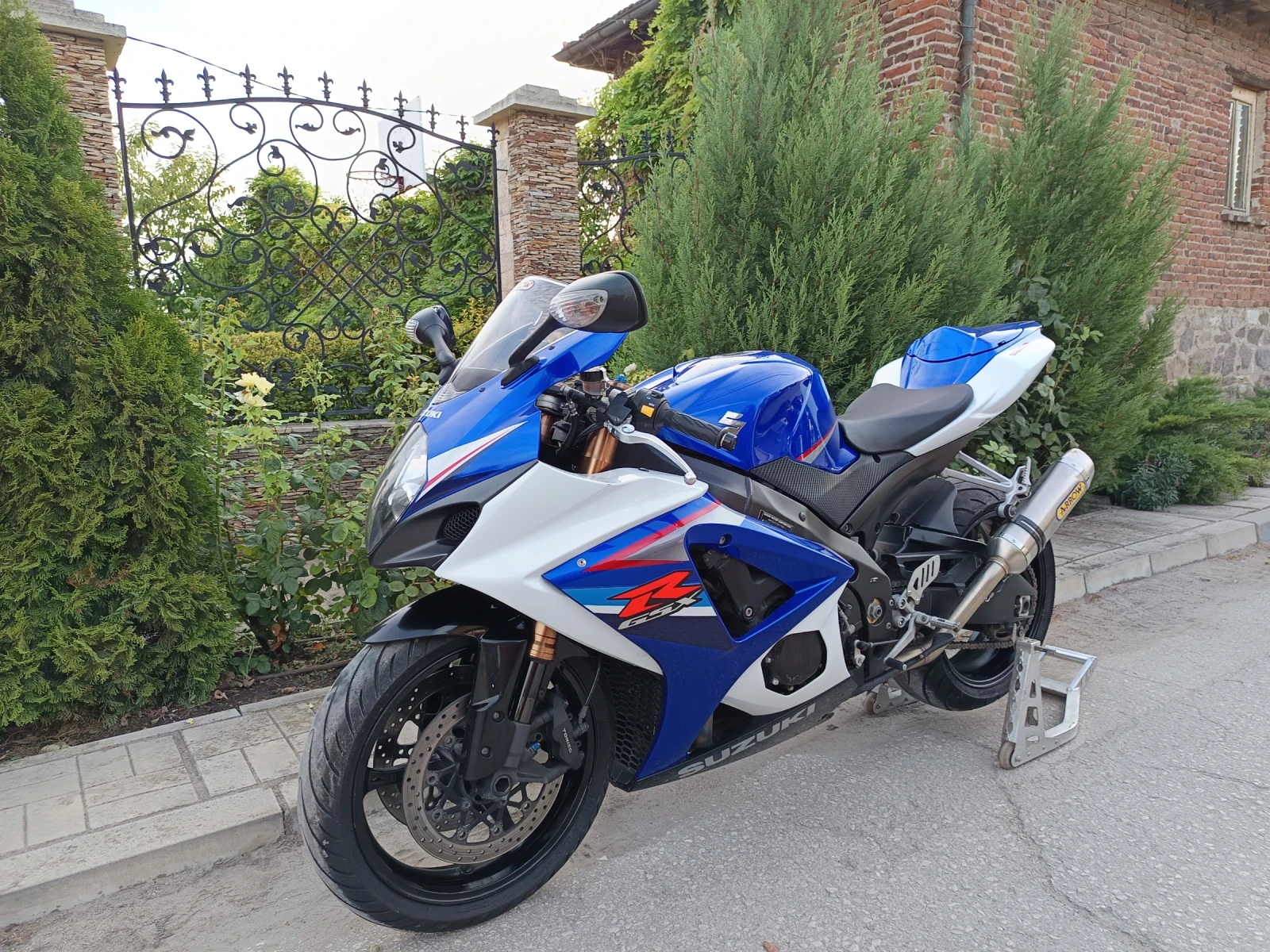 Suzuki Gsxr 1000 k8 - изображение 4