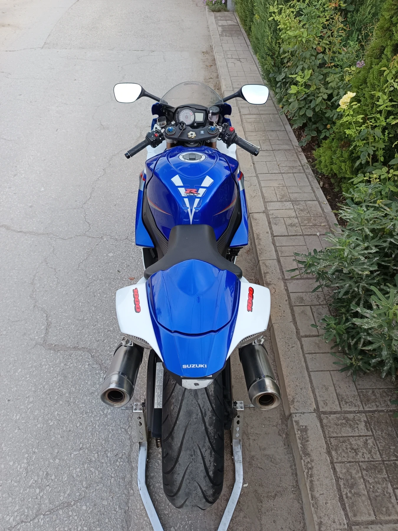 Suzuki Gsxr 1000 k8 - изображение 9