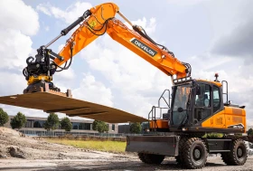 Багер Develon DX170W-7, снимка 1